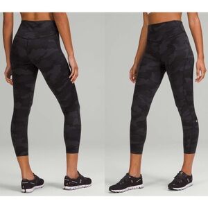 Lululemon Base Pace High-Rise Running Tight 25”